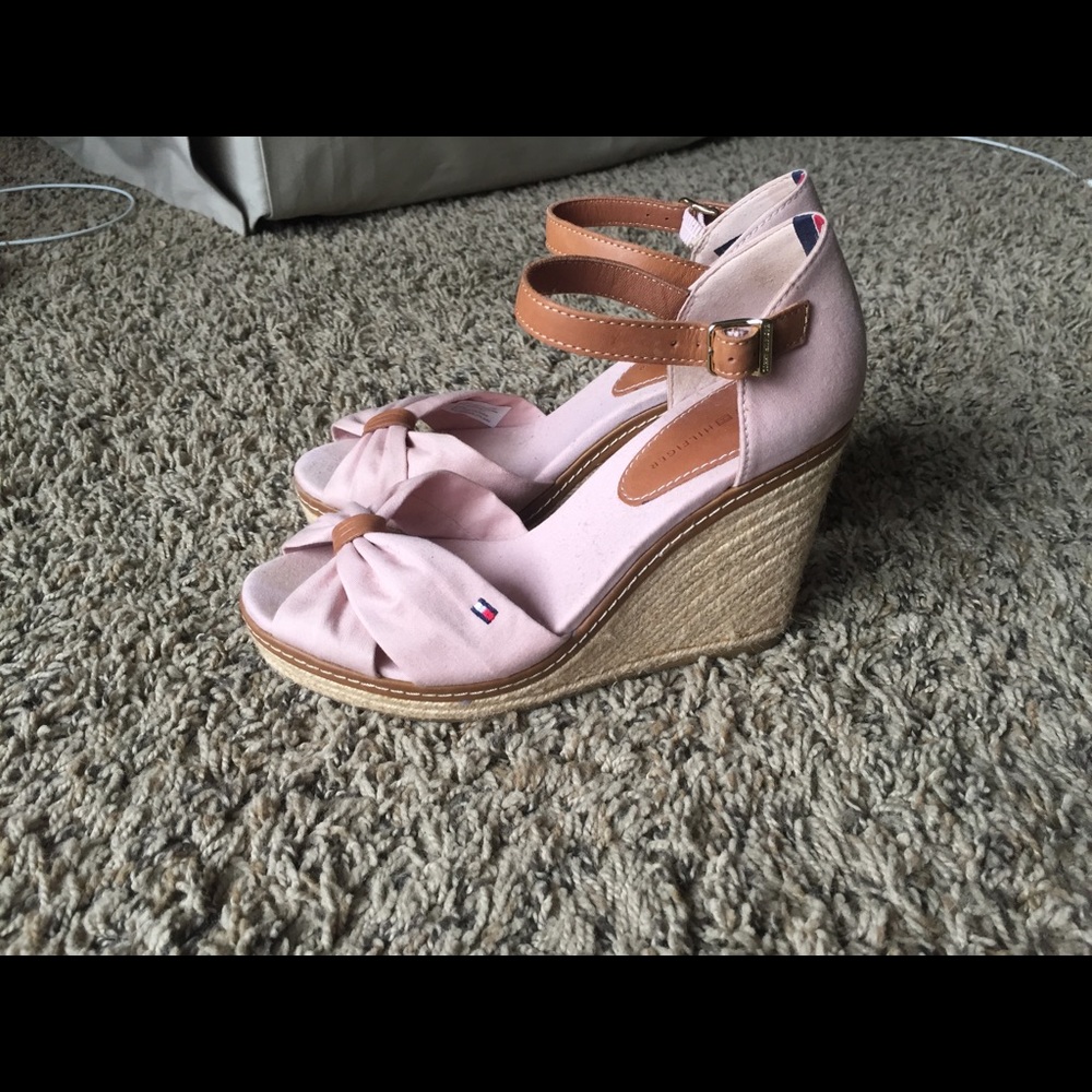 NWOT Tommy Hilfiger Platform Sandals/Espadrilles